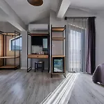 فندق أكوا برينسيس 3*