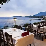 Hotel Aqua Princess 3*